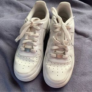 Air Force Ones || White